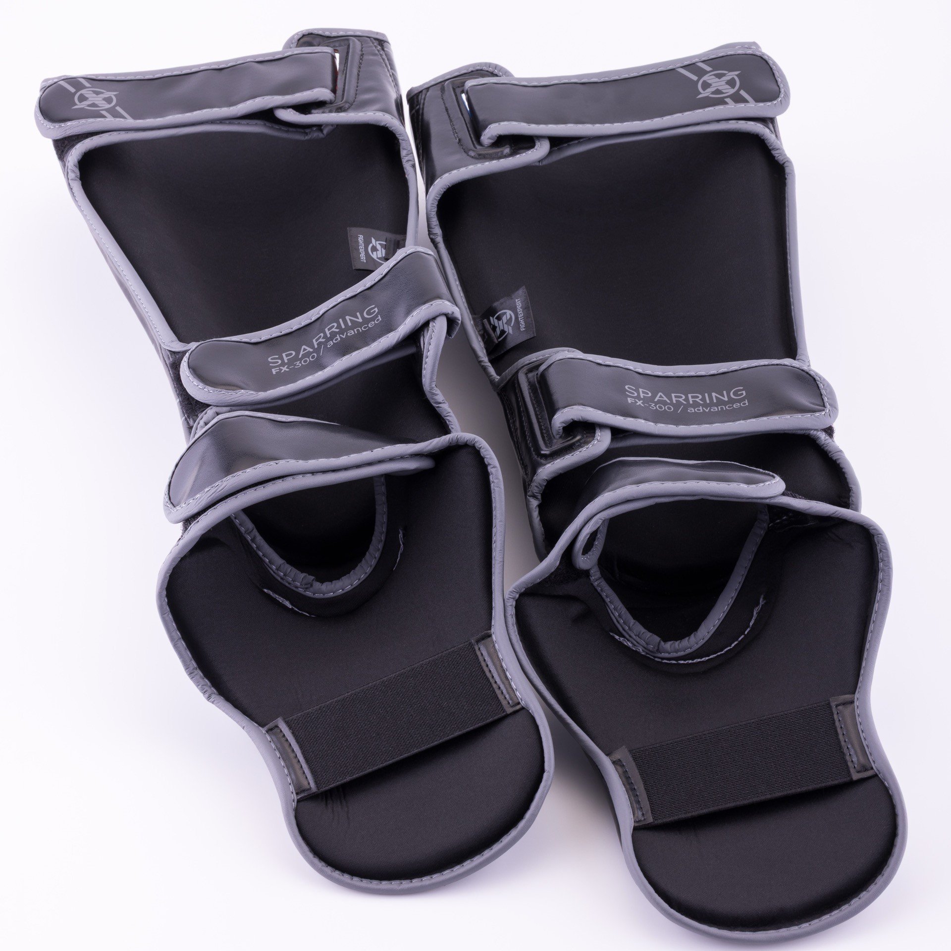 Защита голень-стопа Fight EXPERT Sparring черный